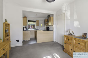 Dining Room- click for photo gallery